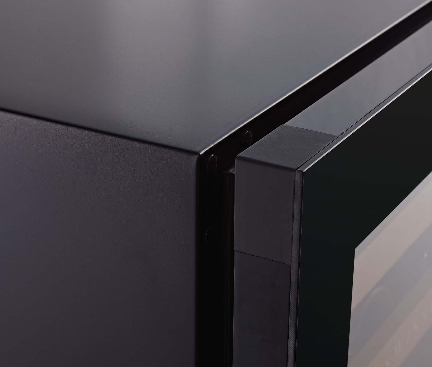 Swisscave Dual Zone Wine Cooler 40 bottle WL155DF