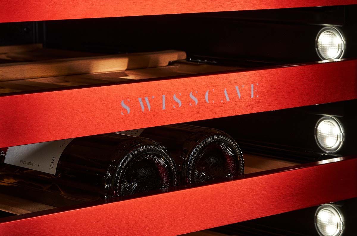 Exchangable pull-out front panels for wine coolers